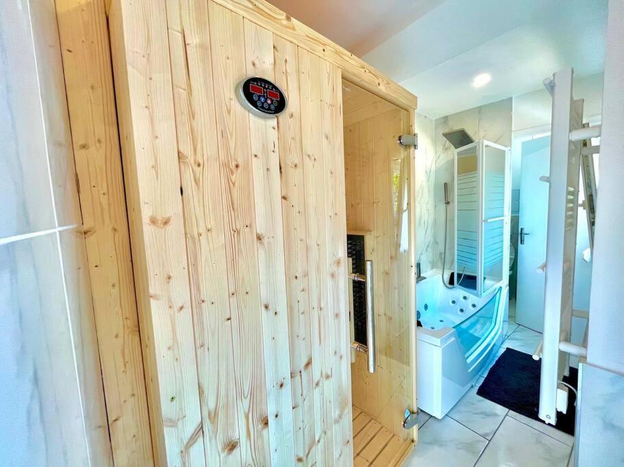 Splendide Cocon Sauna & Balneo Reims Exterior photo